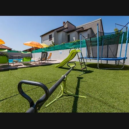 Zale Apartmani ザダル エクステリア 写真