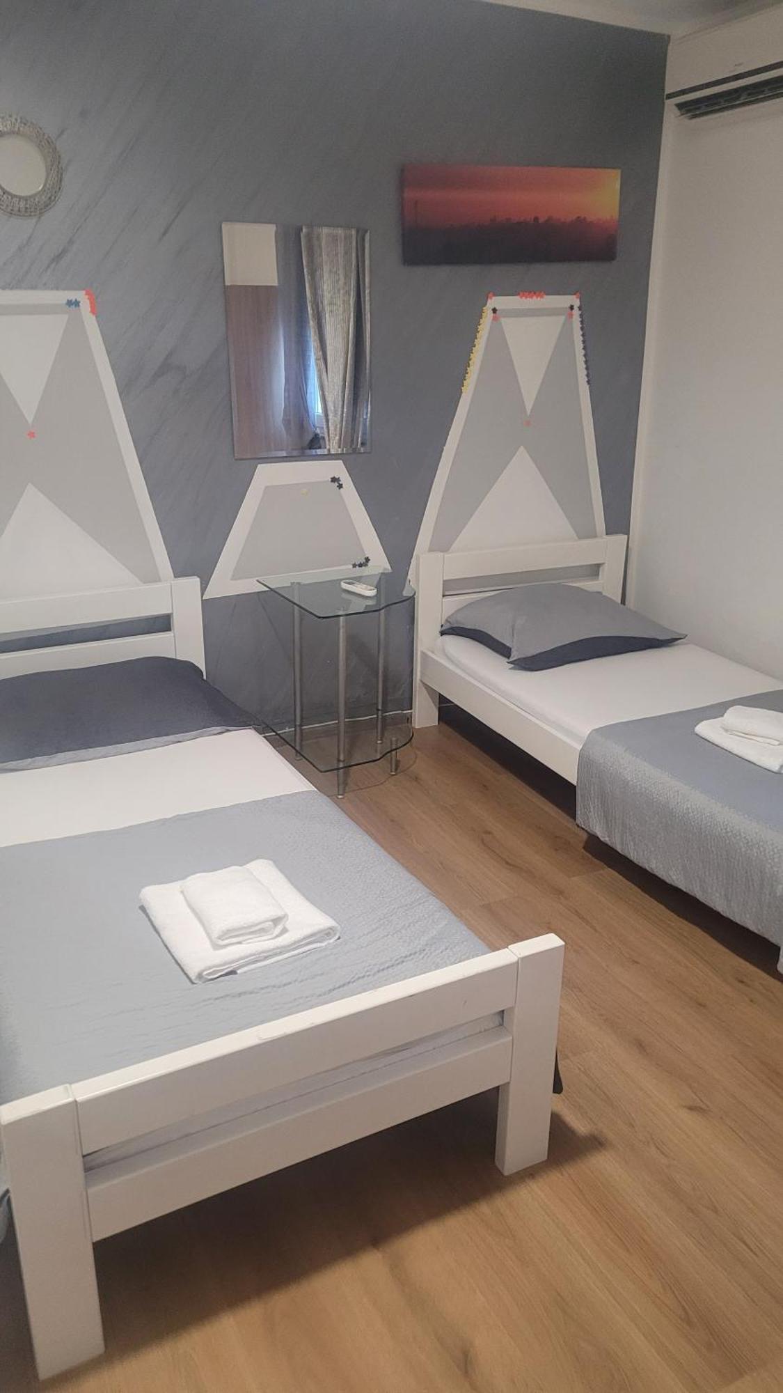 Zale Apartmani ザダル エクステリア 写真